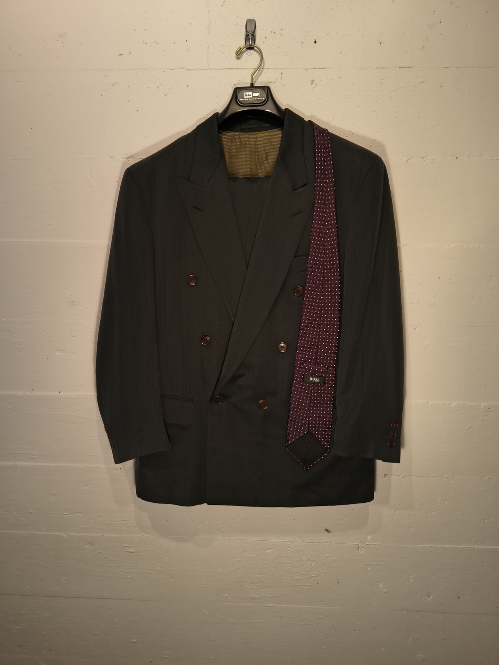 Vintage BOSS Hugo Boss Double-Breasted Charcoal Green Suit 42r + Silk Tie